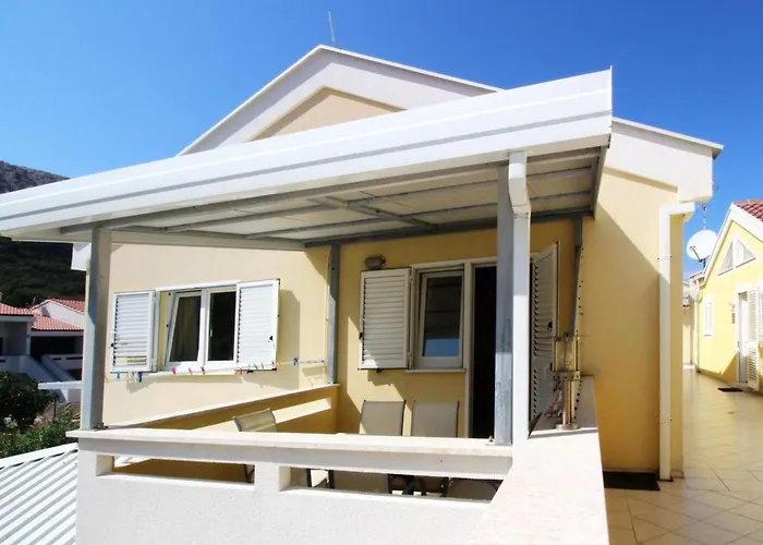 In By Interhome